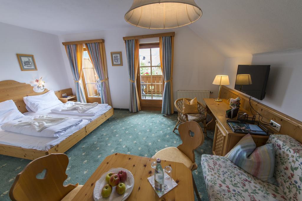 Gutshof Wolfgangsee Resort&Event Hotel Strobl Exterior foto