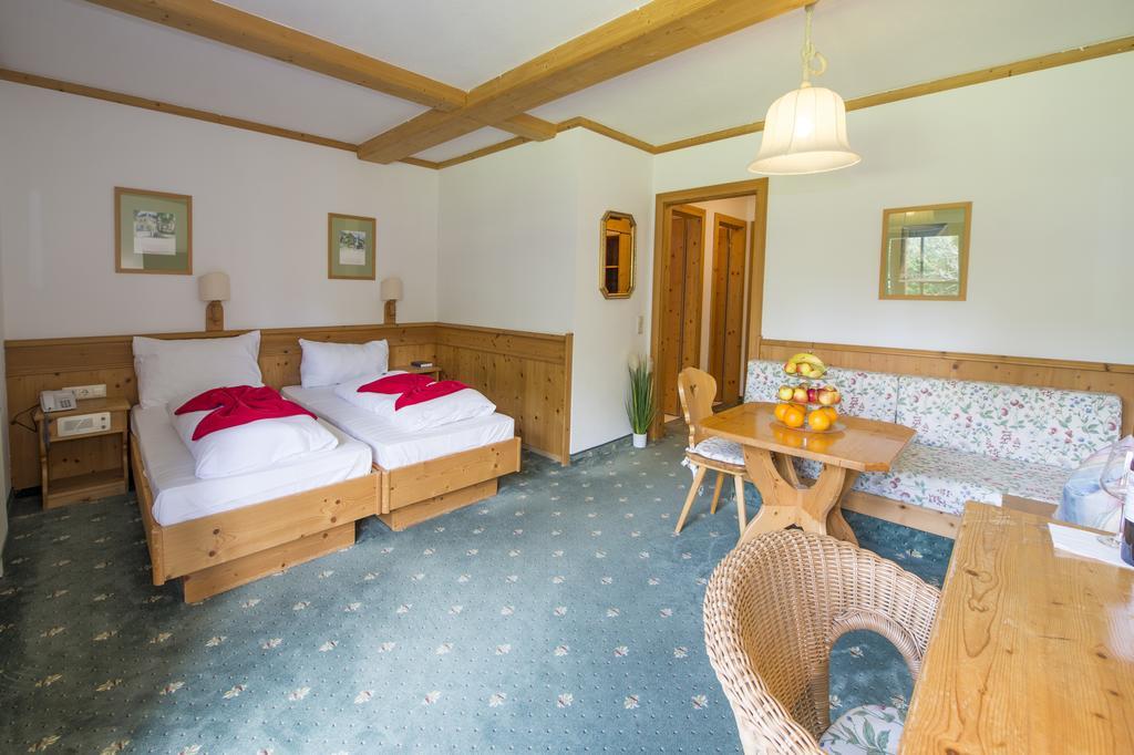 Gutshof Wolfgangsee Resort&Event Hotel Strobl Exterior foto